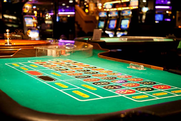 Golden Toad slot interface showing reel symbols and bonus feature on megatoto4d